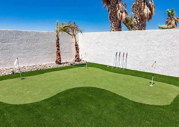 Hébergement de vacances Tropical Playhouse - Pool, Spa, Golf, Game Lake Havasu City