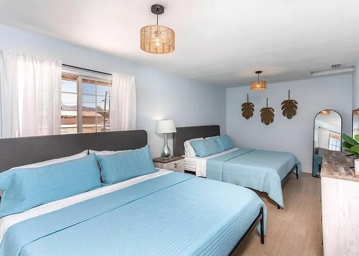 Tropical Playhouse - Pool, Spa, Golf, Game * Lake Havasu City