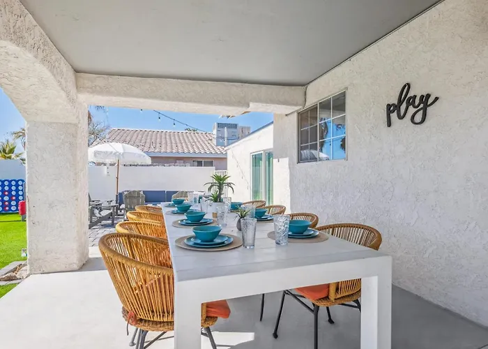 Tropical Playhouse - Pool, Spa, Golf, Game Holiday home Lake Havasu City